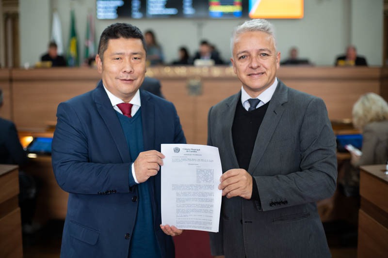 Vereadores aprovam regras para espaços pet friendly em Curitiba