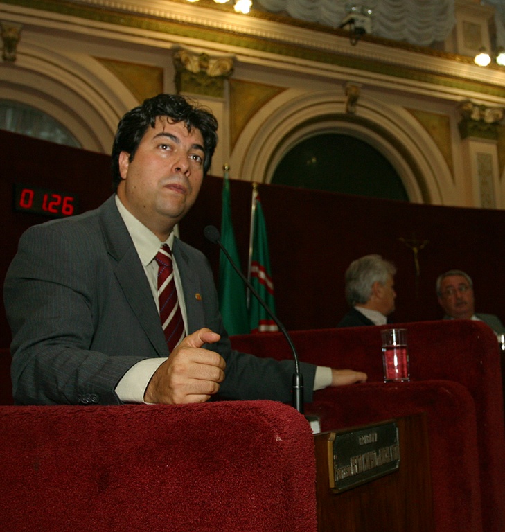 Vereadores comentam sobre o PAC em plenário 