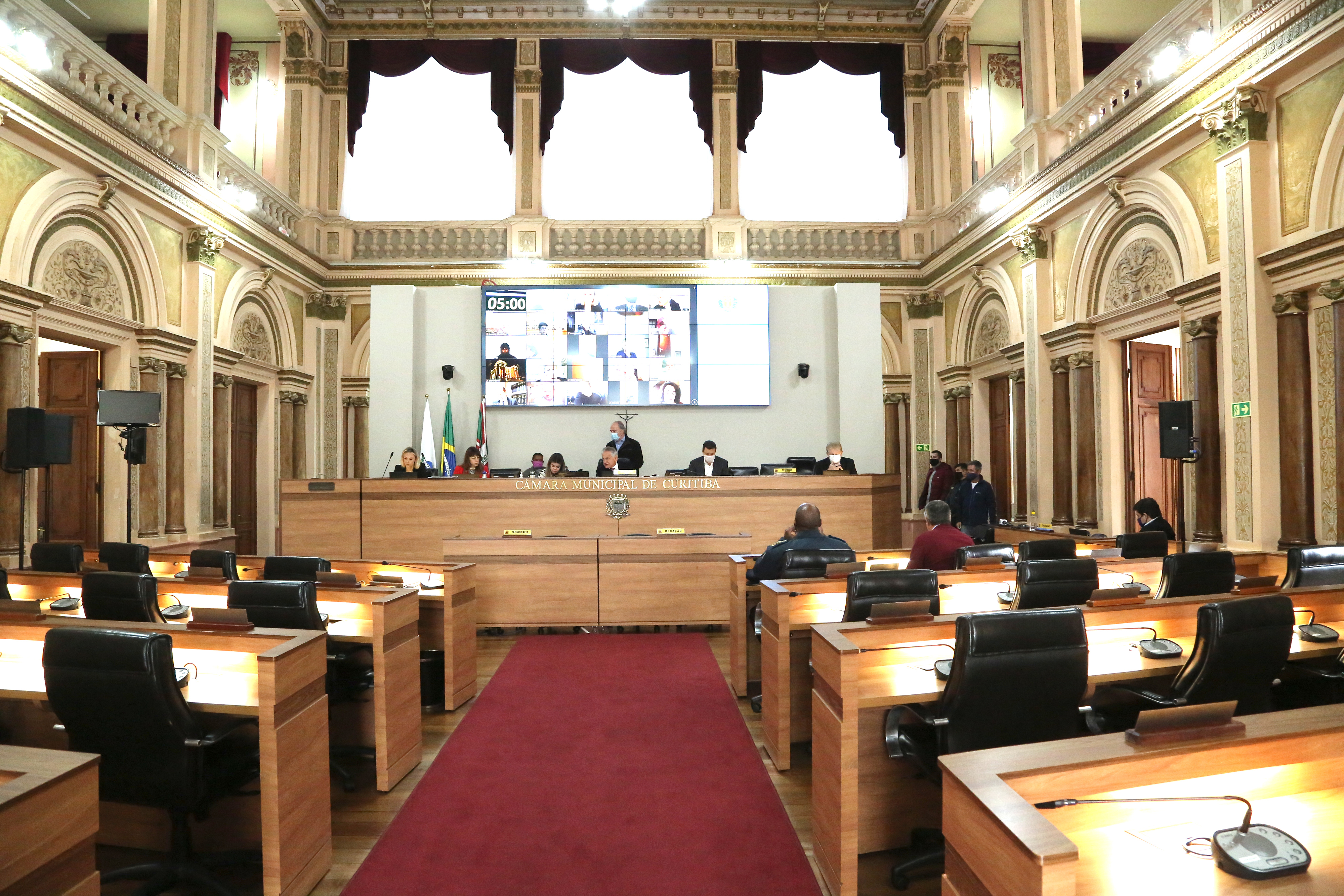 Vereadores confirmam adequação jurídica em empréstimo