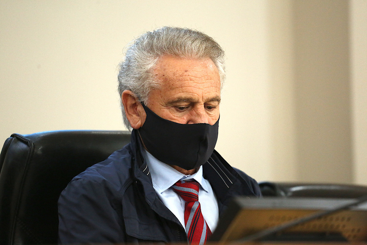 Vereadores confirmam congelamento dos subsídios para a próxima legislatura