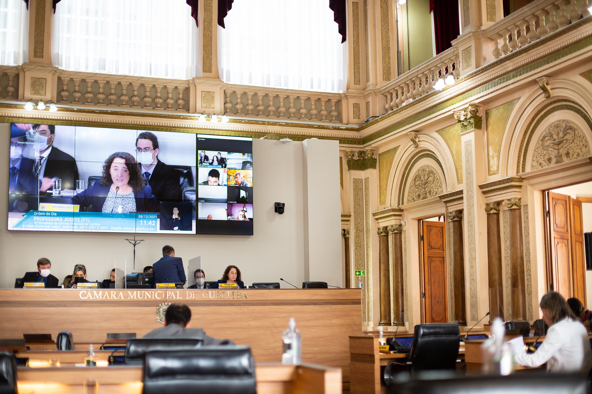 Vereadores de Curitiba aprovam moção de apoio à comunidade Nova Esperança