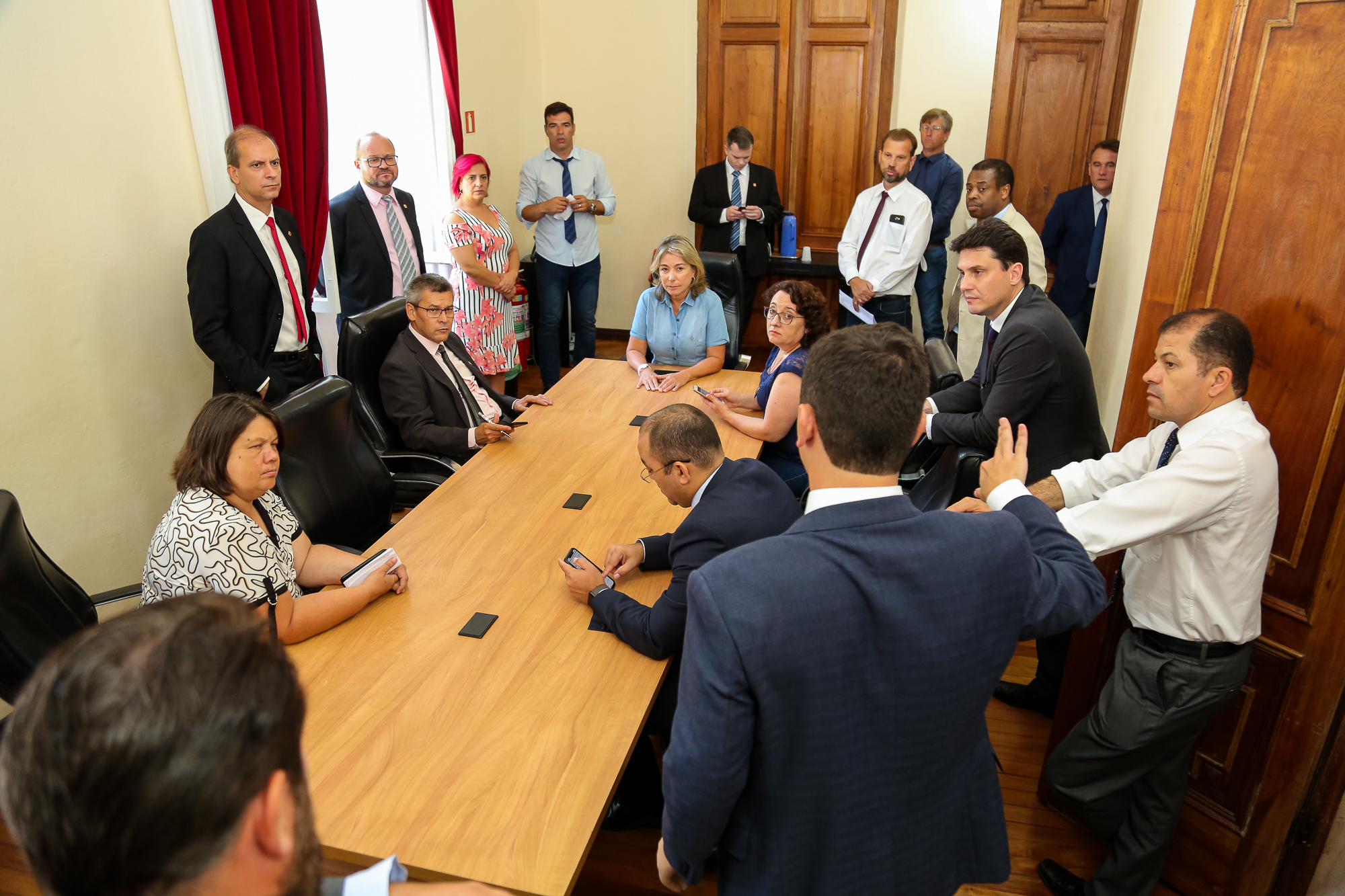 Vereadores debatem impacto do coronavírus na Câmara e na cidade