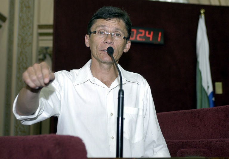 Vereadores defendem aterro fora de Curitiba 