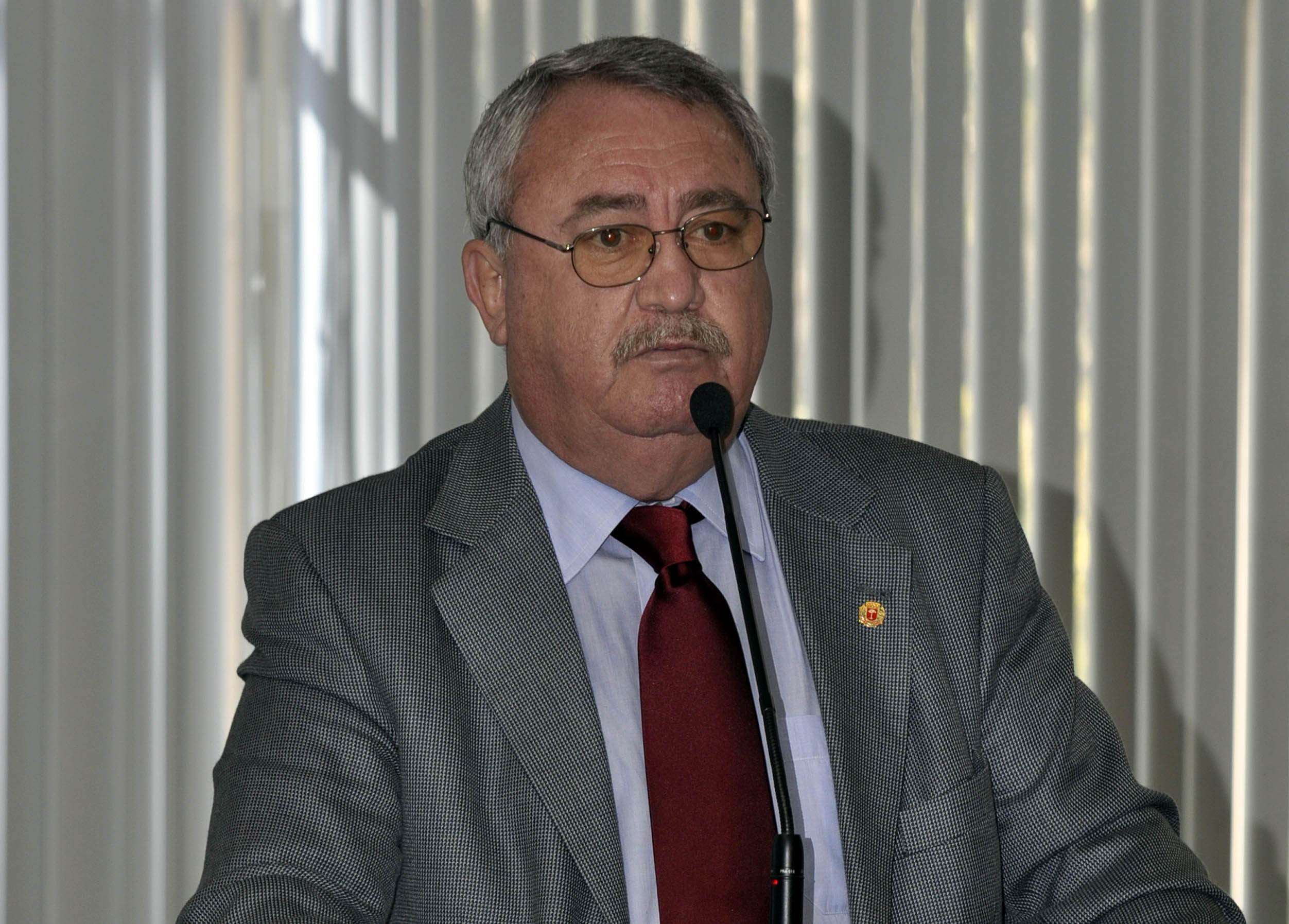 Vereadores defendem esforço concentrado 