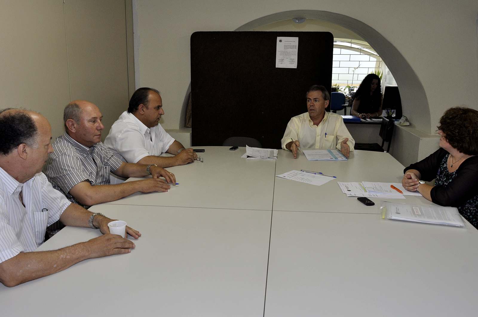Vereadores e secretário debatem nota fiscal eletrônica 