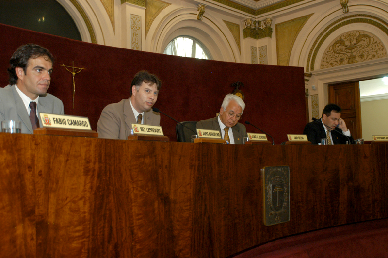 Vereadores elogiam administração do HT 