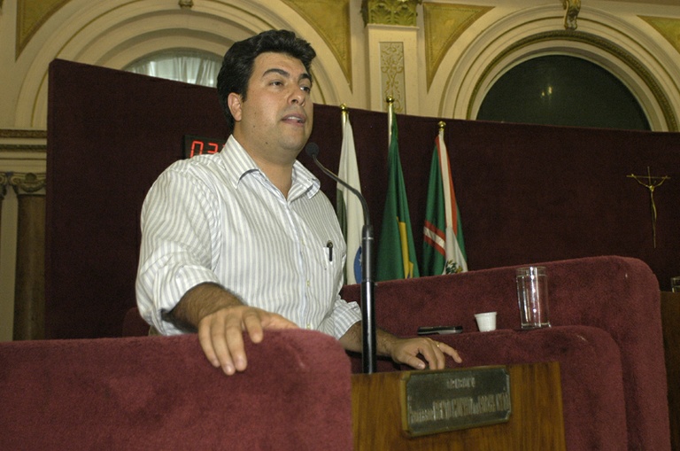 Vereadores não acreditam em acusações contra Samek 