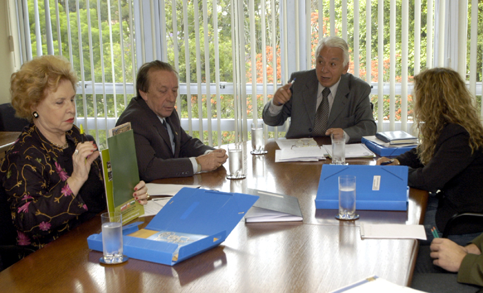 Vereadores ouvem empresários do transporte na terça que vem 