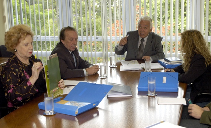 Vereadores ouvem empresários do transporte na terça que vem 