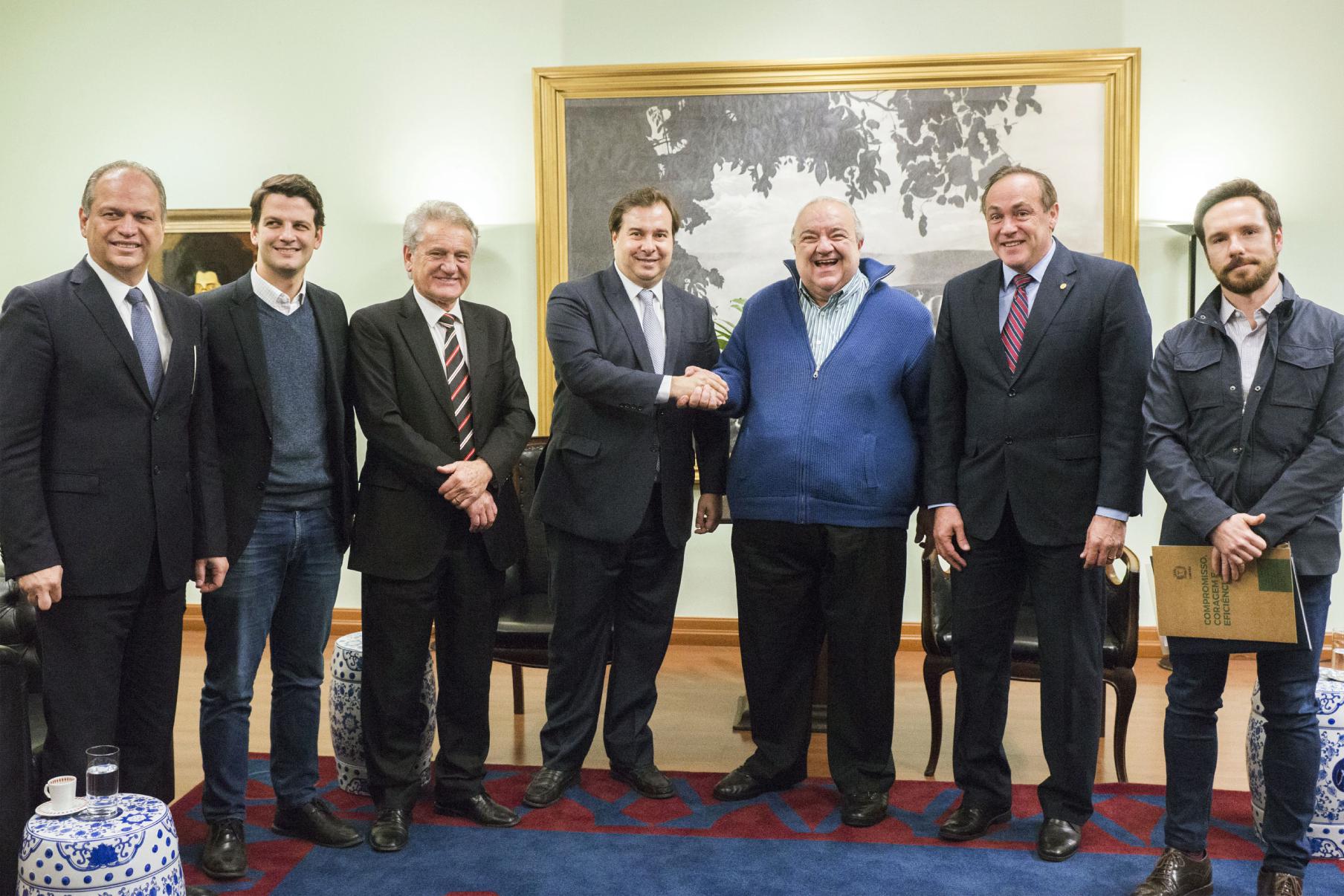 Vereadores participam de encontro com presidente da Câmara dos Deputados