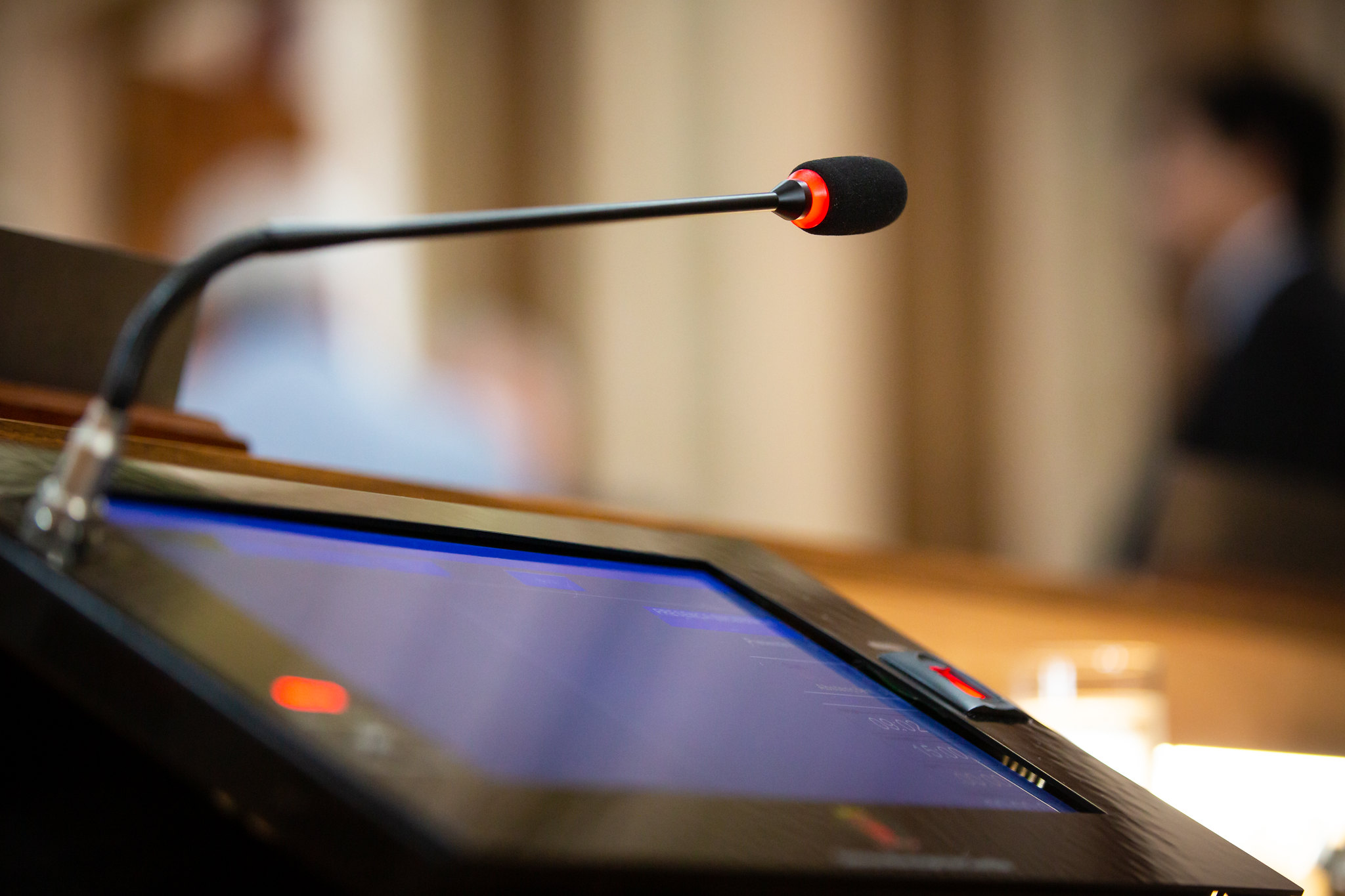 Vereadores pedem imunidade tributária para igrejas via decreto