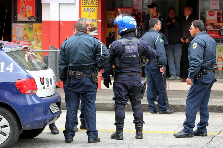 Vereadores pedem reforço policial e sinalização em 7 bairros