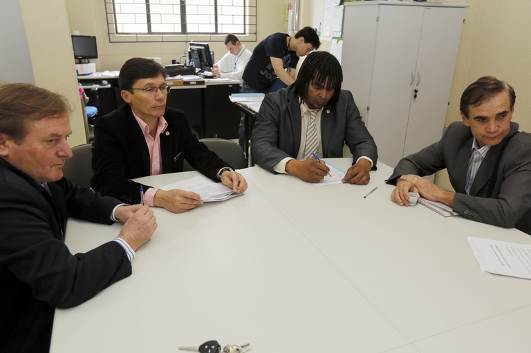 Vereadores pedem vistas de projetos na Comissão de Saúde 