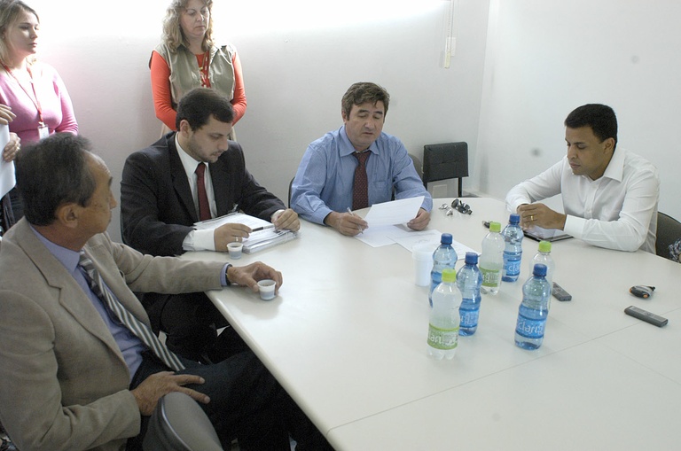 Vereadores protocolam defesas no Conselho de Ética 