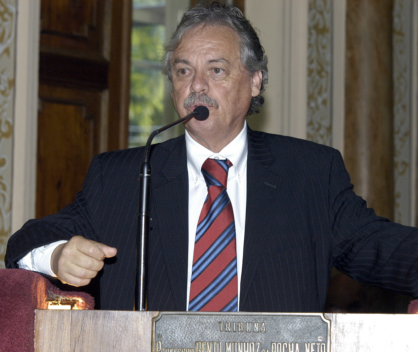 Vereadores querem reduzir juros de mutuários da Cohab 