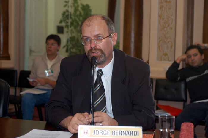 Vereadores reavaliam projeto de lan houses 