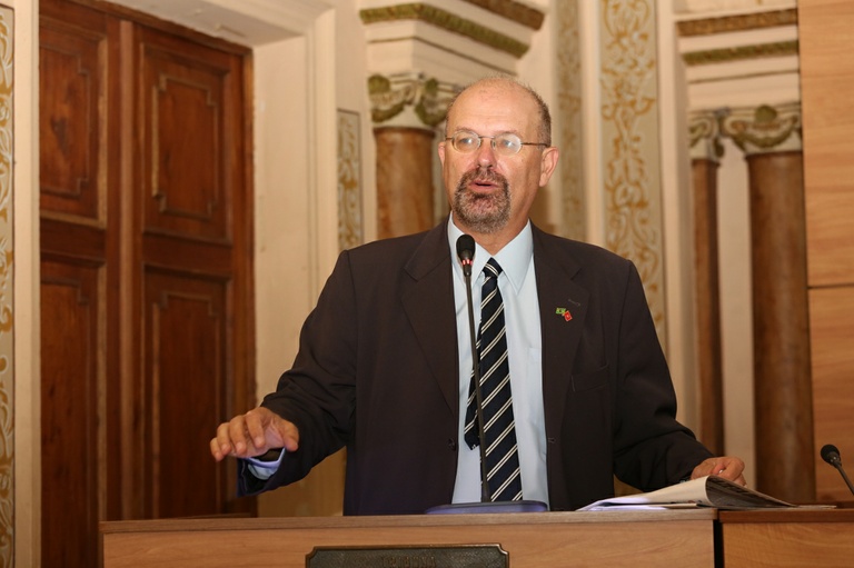 Vereadores repercutem nota do PT que critica Urbs e prefeitura