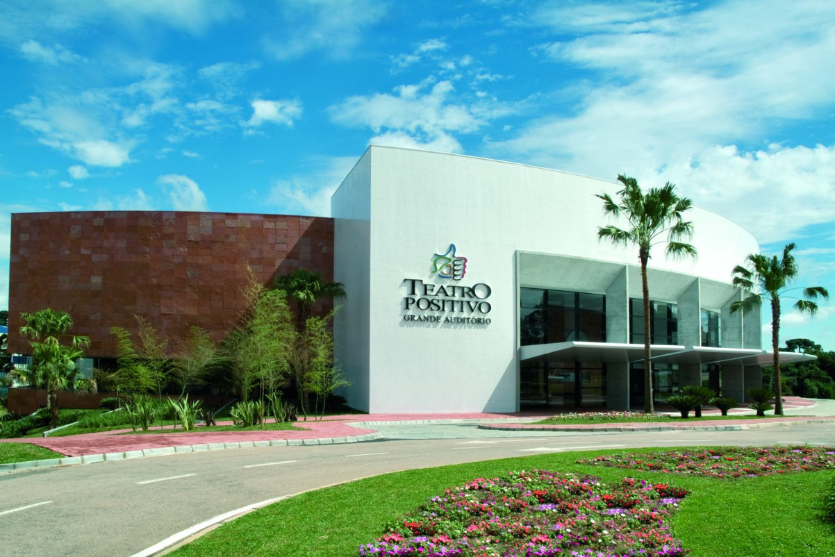 Vereadores serão diplomados no Teatro Positivo nesta segunda