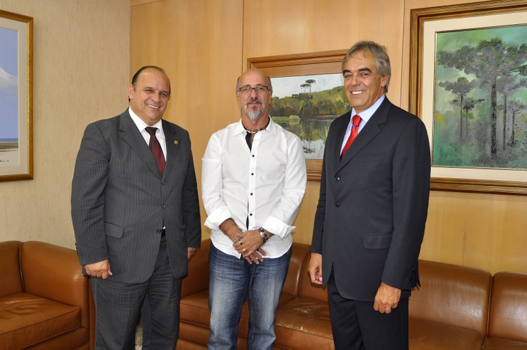 Vereadores visitam Tribunal de Contas 