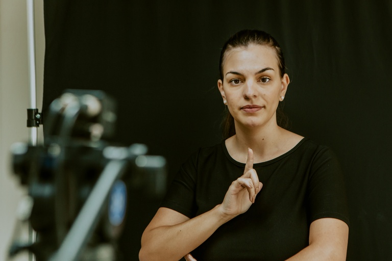 Vereadores votam projeto que reconhece a Libras no município 