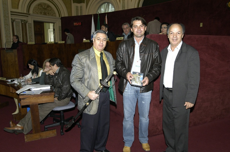 Vice-prefeito de Quedas do Iguaçu visita CMC 