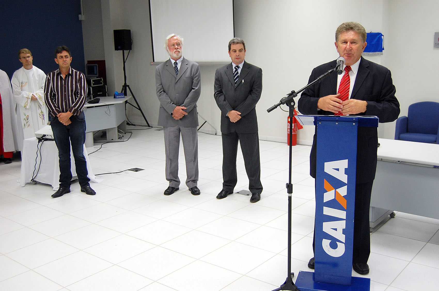 Vice-presidente participa de inauguração 