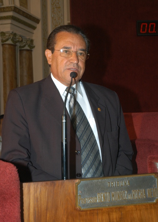 Vidal retorna com projetos e idéias 