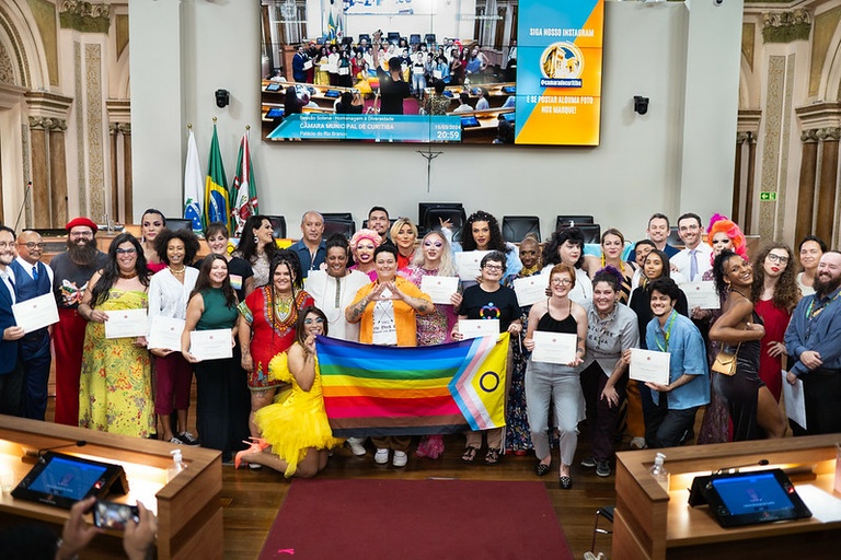 Visibilidade LGBTQIA+ é celebrada na Câmara Municipal de Curitiba