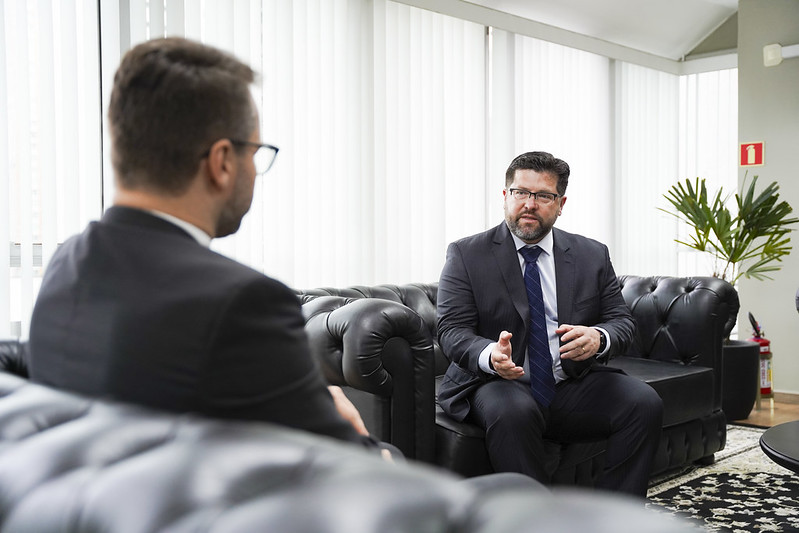 Visita à Presidência: Fachinello recebe novo procurador-chefe do MPT-PR