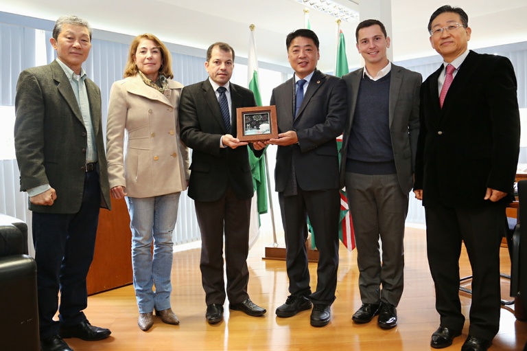 Visita à presidência: vereador da Coreia do Sul