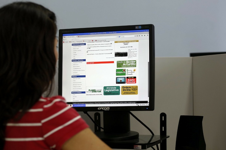 Visitas à CMC na internet crescem 12%, cliques superam 4 mi