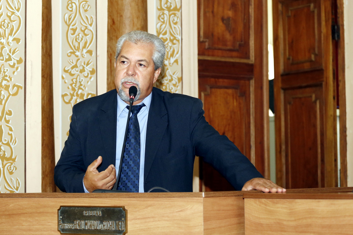 Zé Maria pede serviços viários em bairros de Curitiba