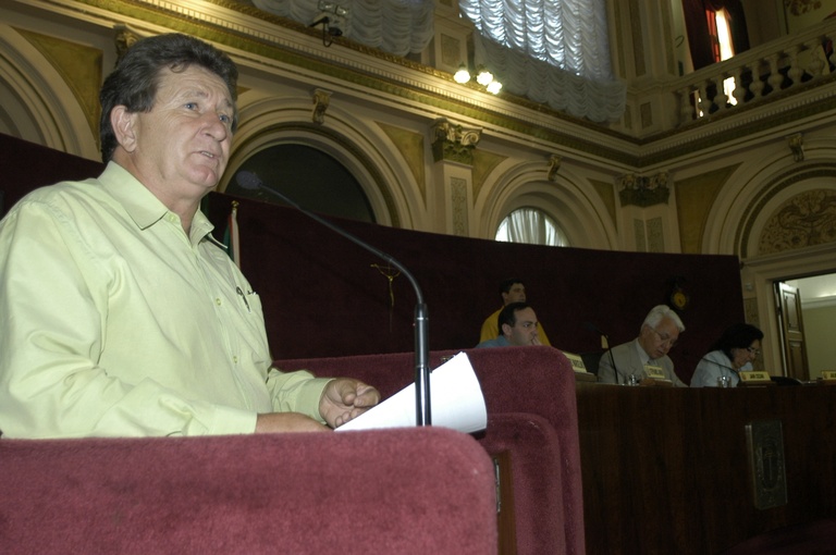 Zeglin pede providências para show do Parque Iguaçu 