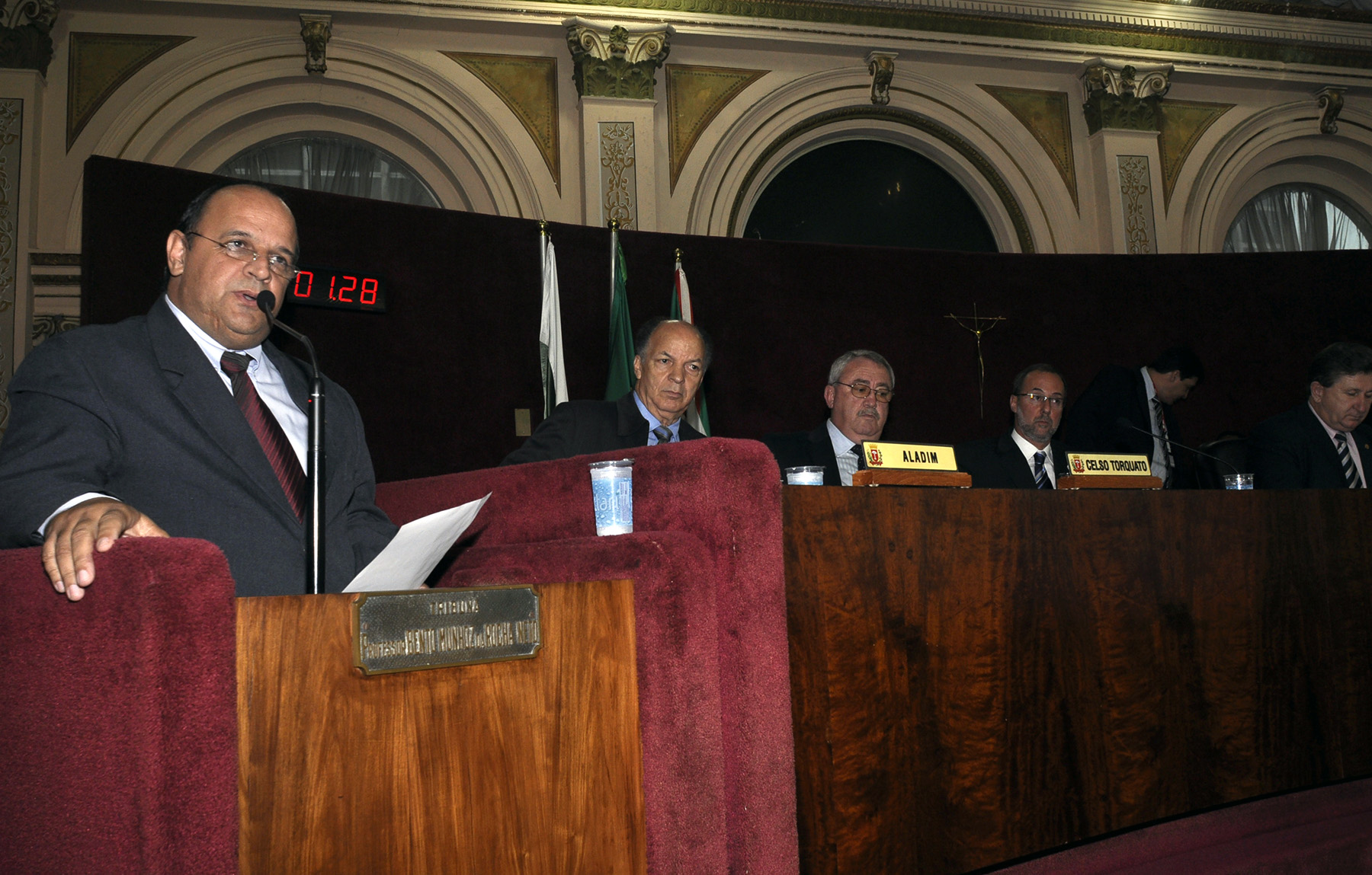 Zootecnista apresenta rede de proteção animal 